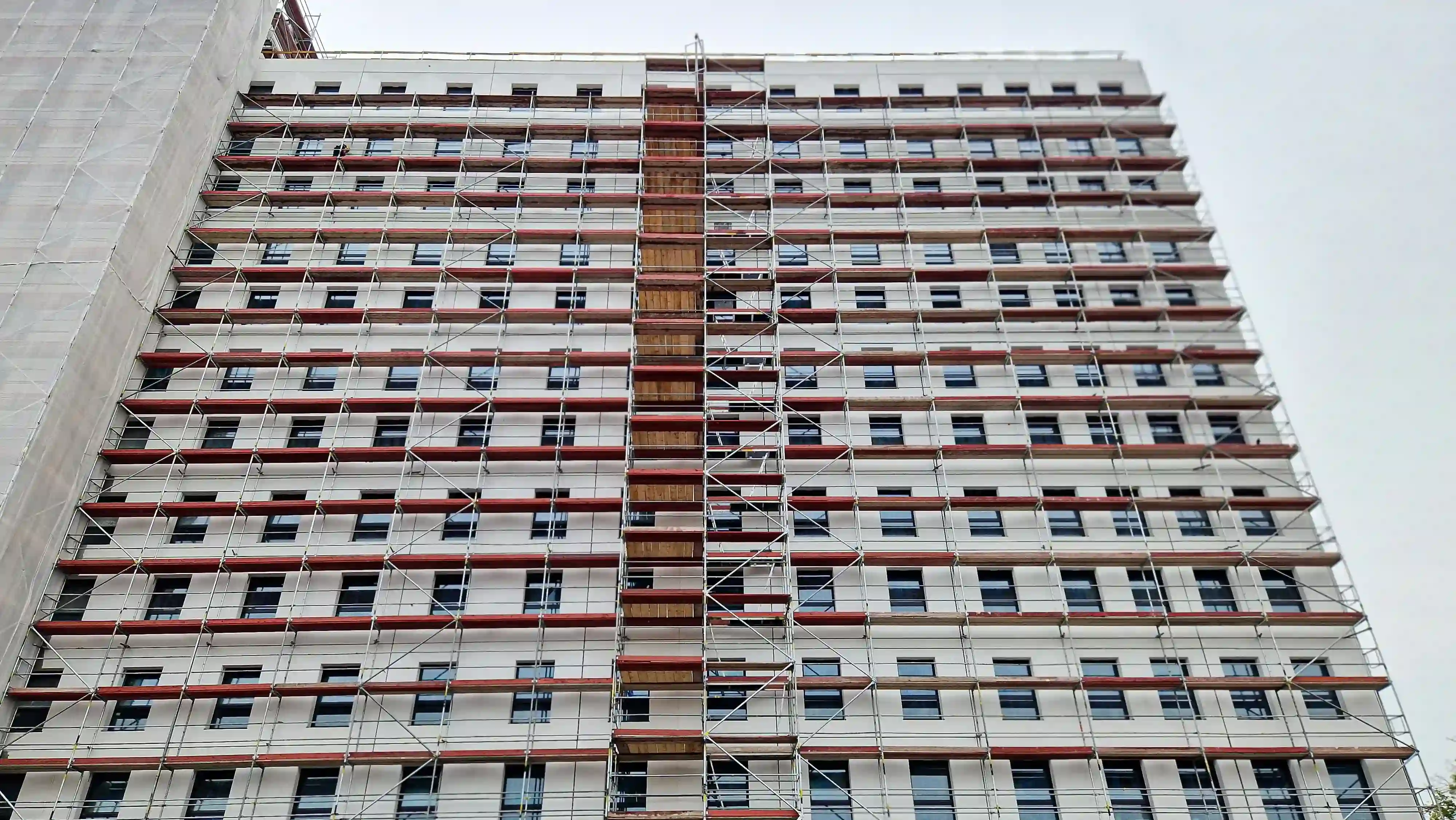 Andamios de fachada POL-MET